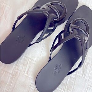 Hermes Glossy Black Sandals